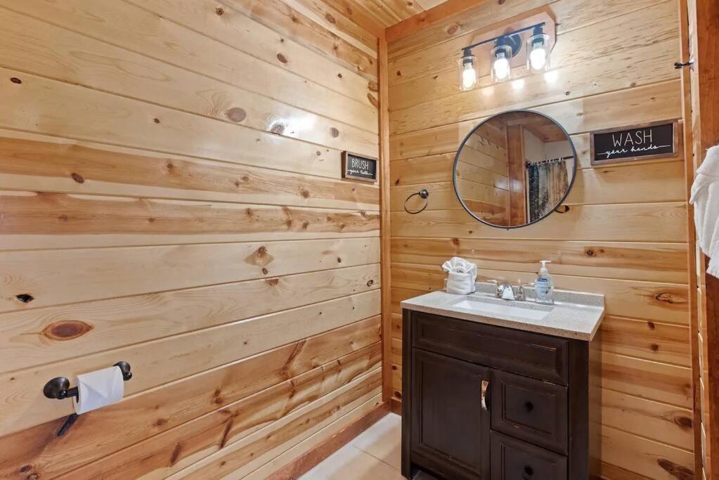 Heated Pool Hot Tub Game Room Mountain Views Севьервилл Экстерьер фото