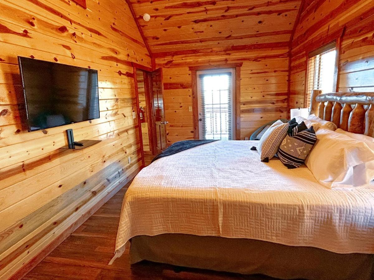 Heated Pool Hot Tub Game Room Mountain Views Севьервилл Экстерьер фото